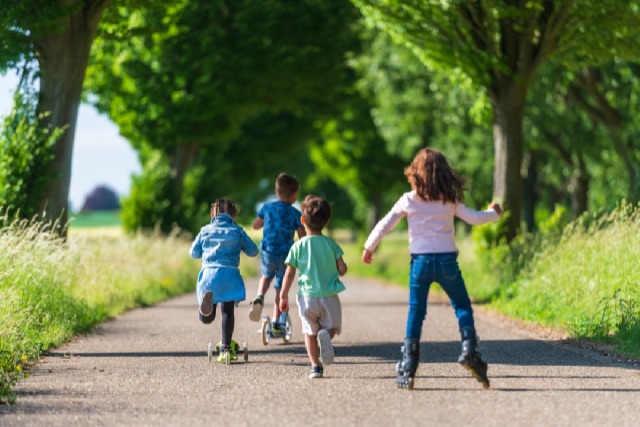 ASTREA Semillas, niños jugando